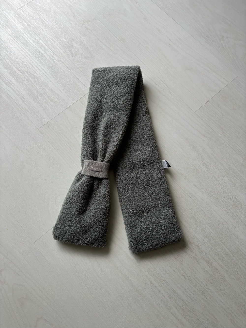 Women's Gray Fleece Scarf - Unbranded